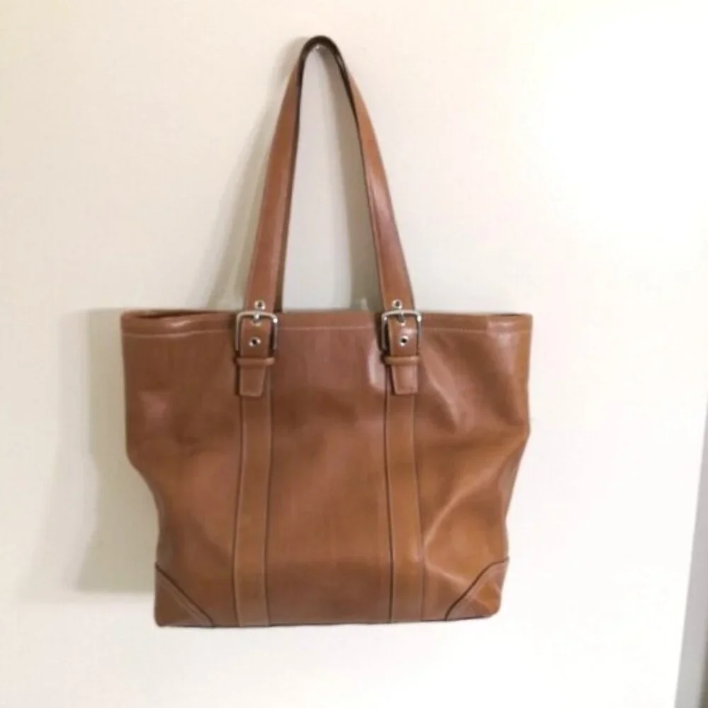 Like‎ New Vintage Coach Hampton Leather Bag